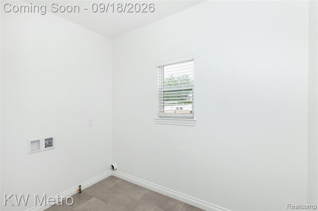 26715 Celtic Drive Property Photo 17