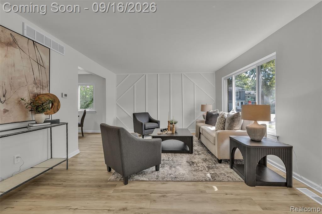 39202 Dillingham Street Property Photo 7