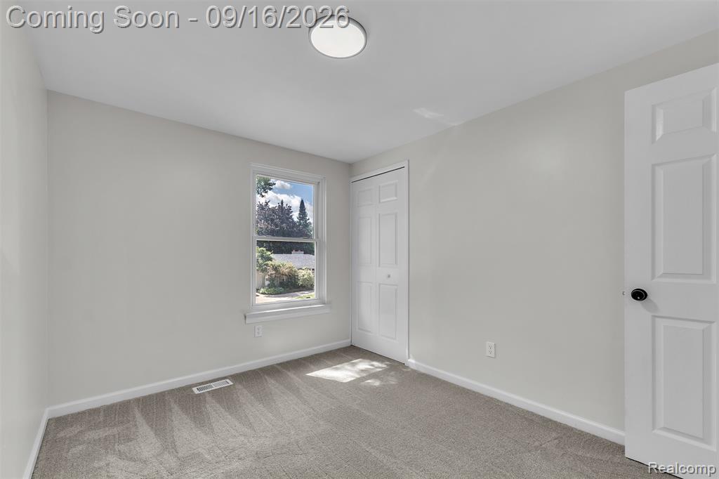 39202 Dillingham Street Property Photo 34