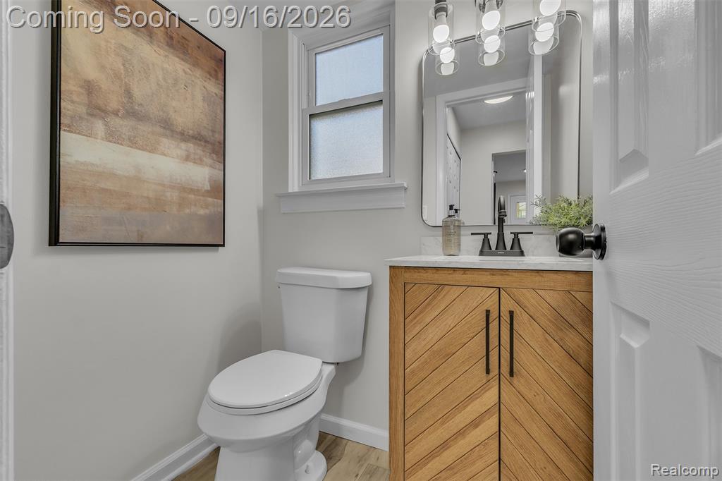39202 Dillingham Street Property Photo 36