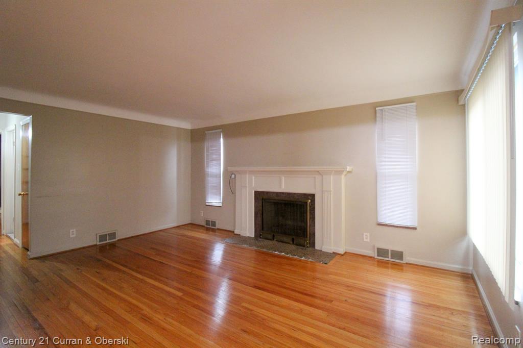 7907 W Morrow Circle Property Photo 2