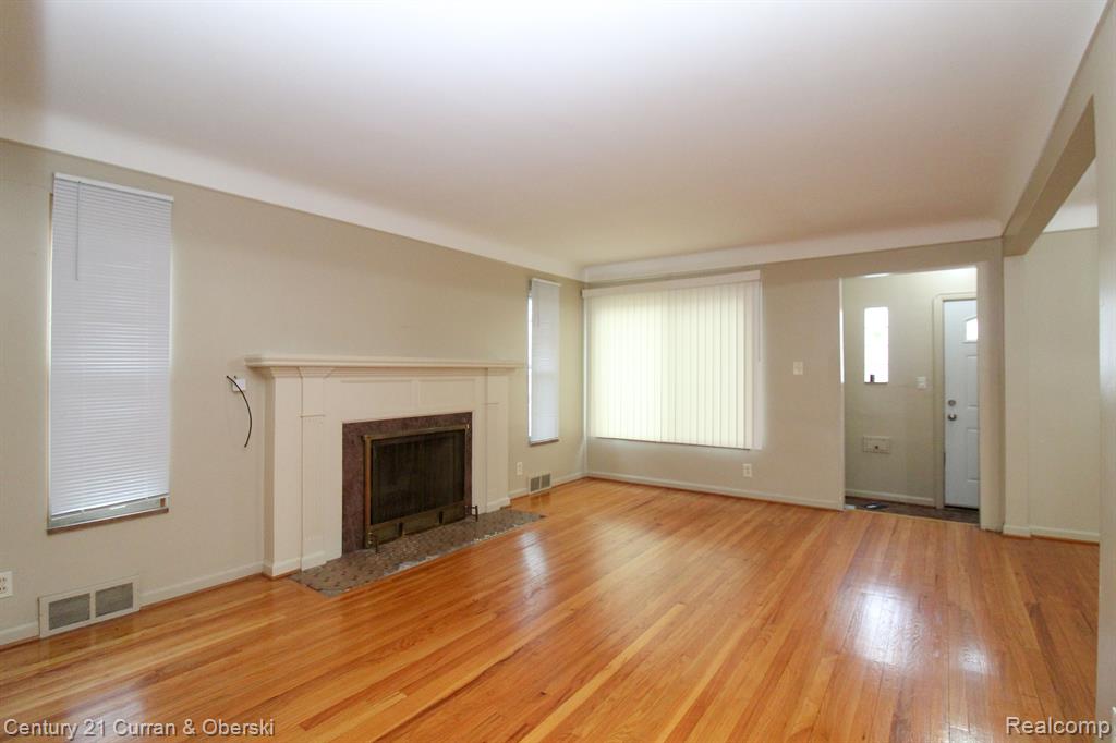 7907 W Morrow Circle Property Photo 3