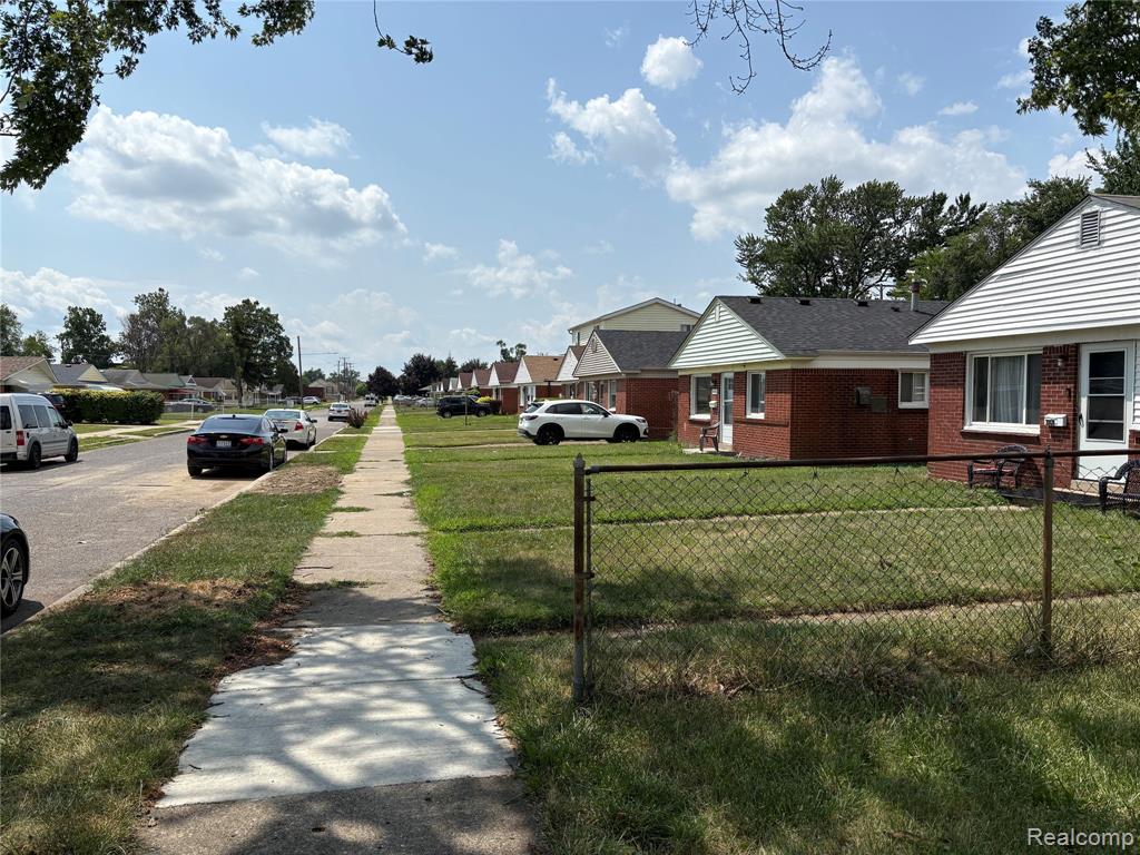 3856 17th Street Property Photo 2
