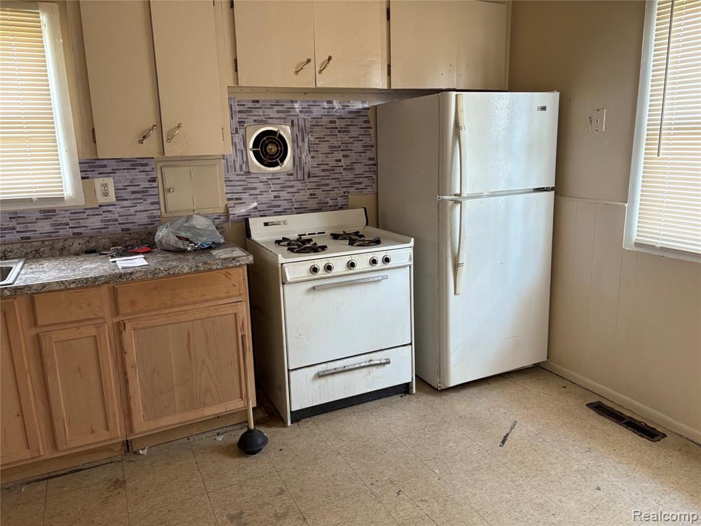 3856 17th Street Property Photo 5