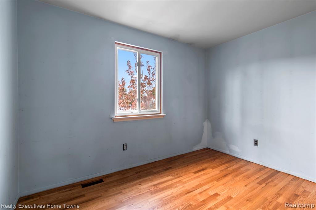 27962 Eastwick Square Property Photo 15