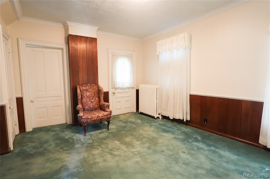426 E 4th Street Property Photo 18