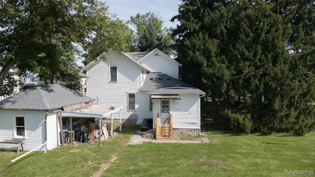 426 E 4th Street Property Photo 28