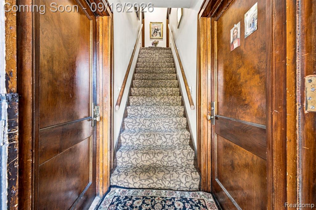 999 Nottingham Road Property Photo 5