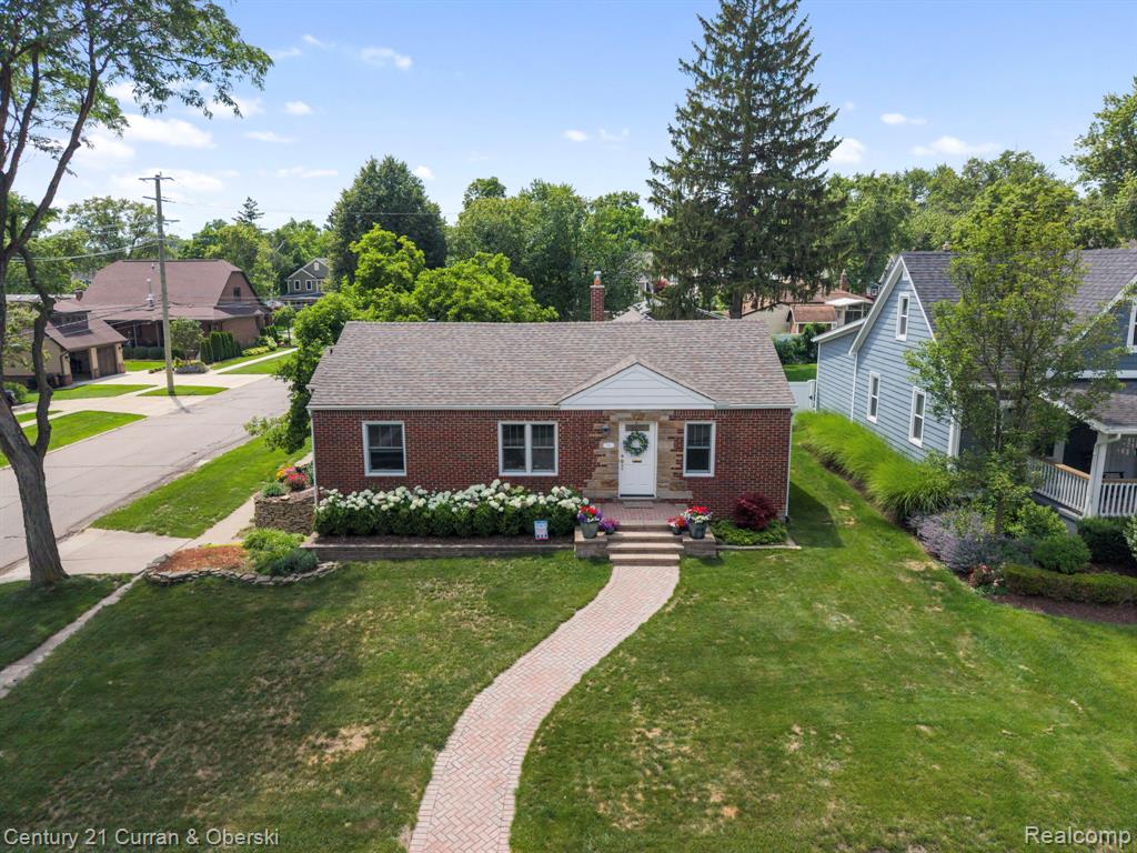 551 N Evergreen Street Property Photo 5