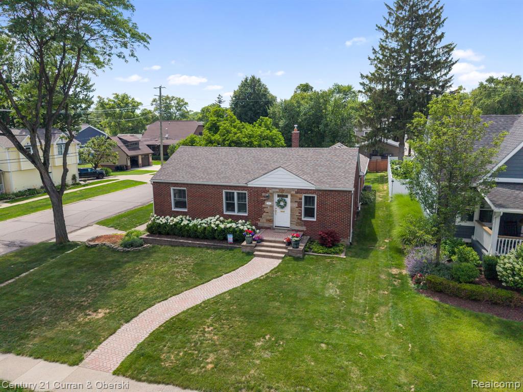 551 N Evergreen Street Property Photo 6