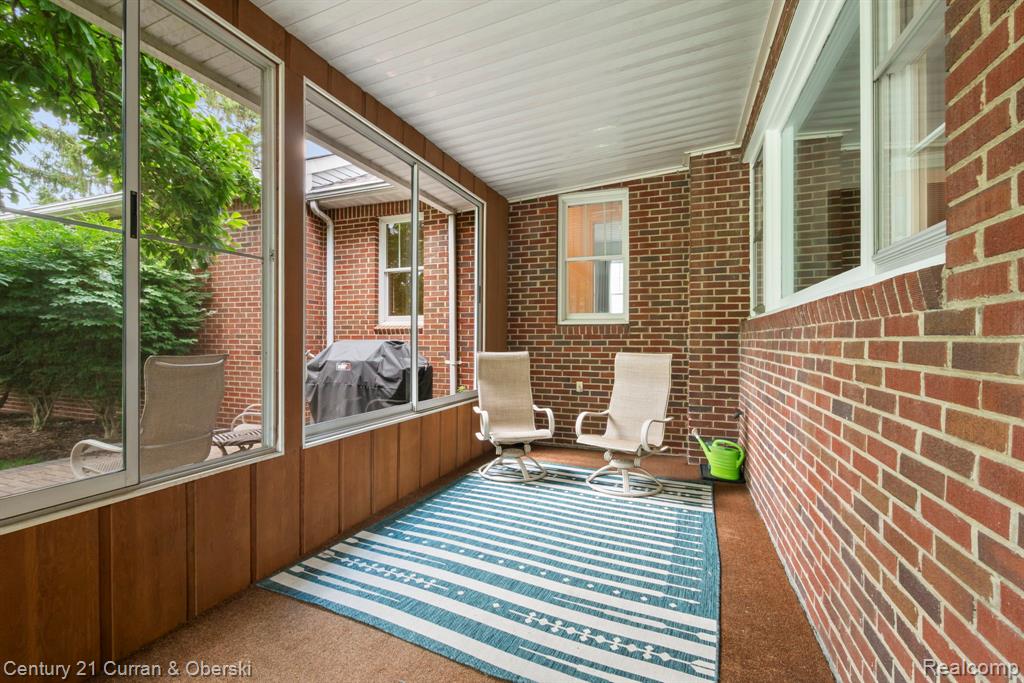 551 N Evergreen Street Property Photo 21