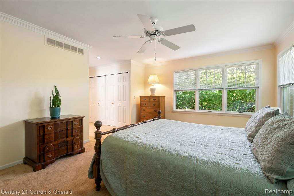 551 N Evergreen Street Property Photo 25