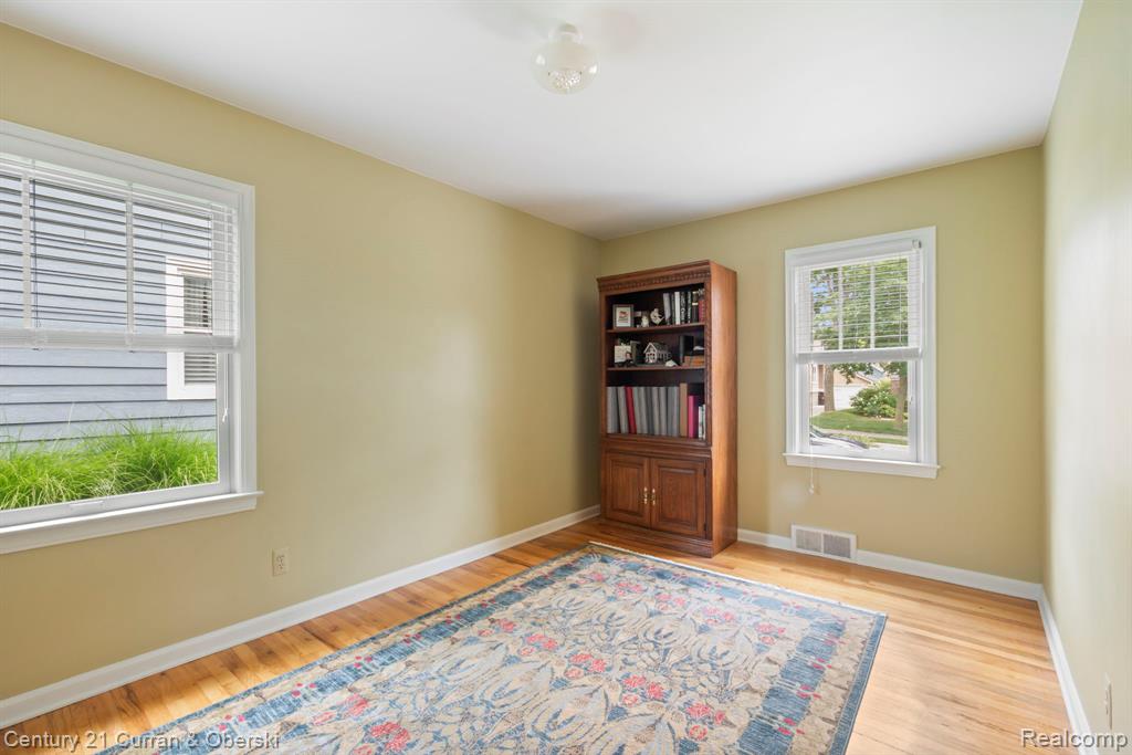551 N Evergreen Street Property Photo 29