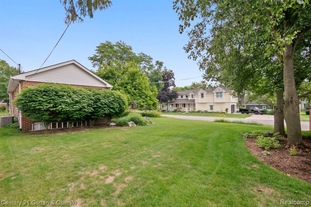 551 N Evergreen Street Property Photo 40