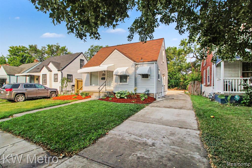 1680 S Ethel Street Property Photo 3