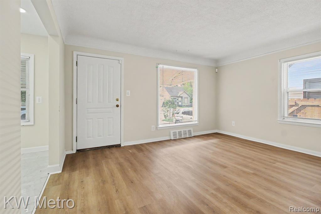 1680 S Ethel Street Property Photo 5