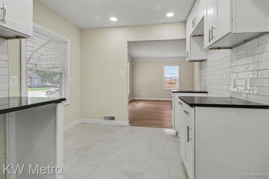 1680 S Ethel Street Property Photo 9