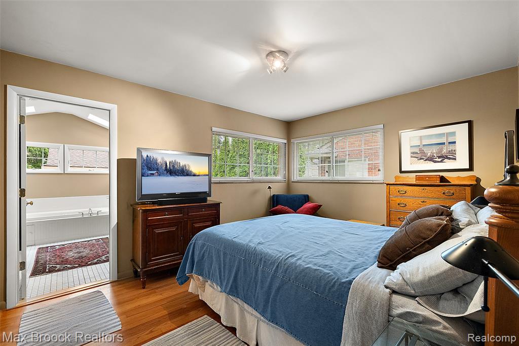 18408 Beverly Road Property Photo 13