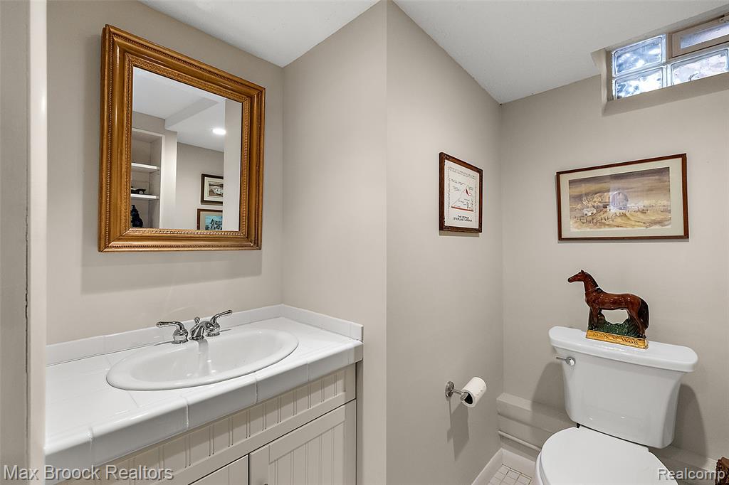 18408 Beverly Road Property Photo 17