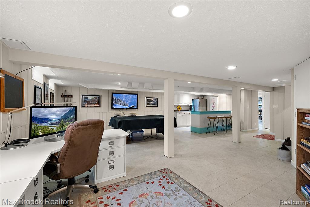 18408 Beverly Road Property Photo 20