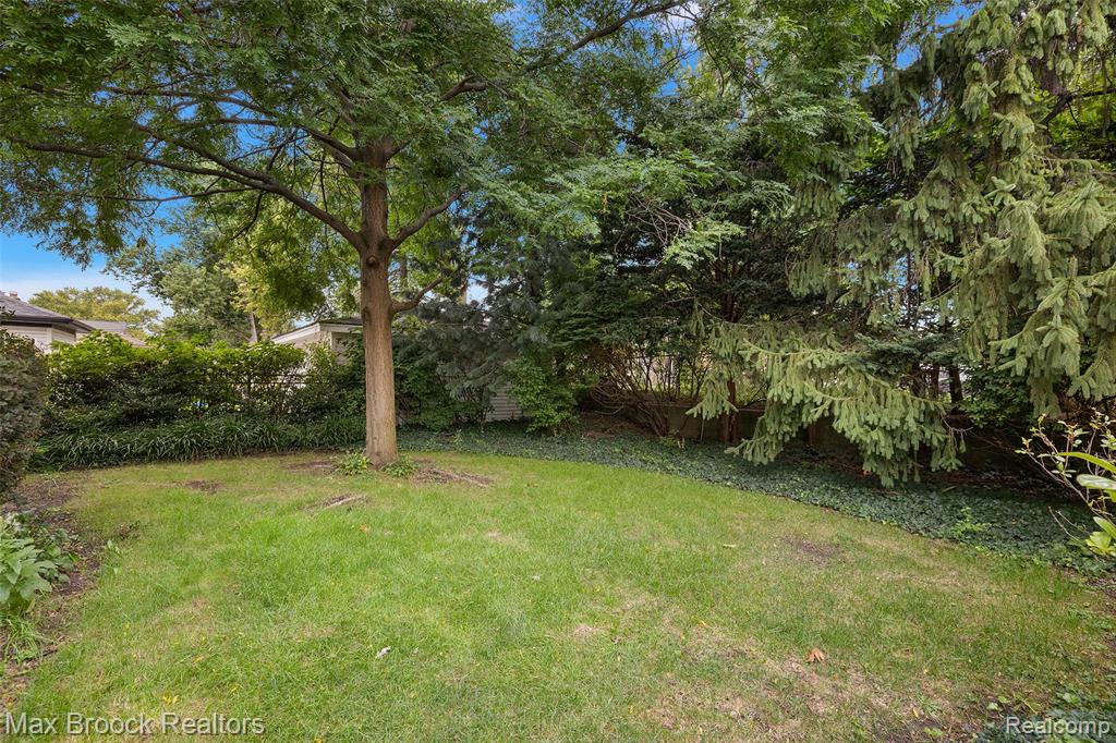 18408 Beverly Road Property Photo 31