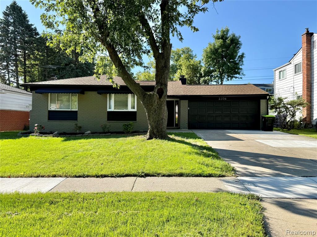 2376 Hempstead Road Property Photo 1
