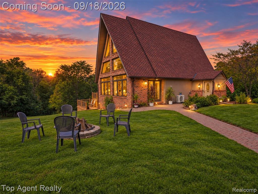 247 Scott Road Property Photo 2