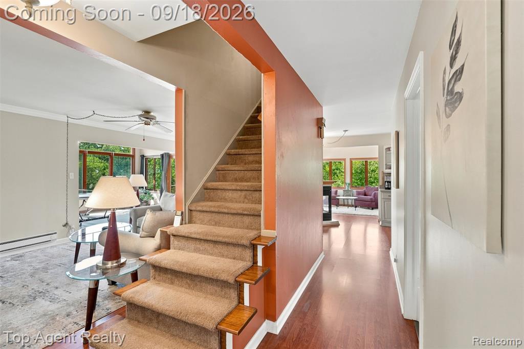 247 Scott Road Property Photo 8