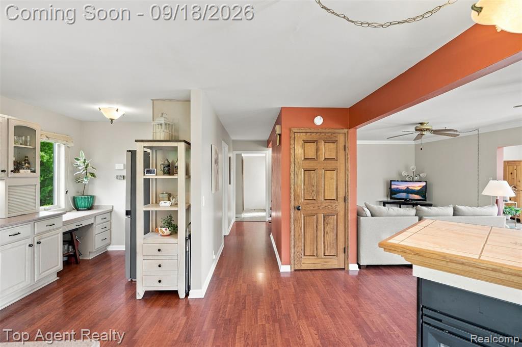 247 Scott Road Property Photo 13