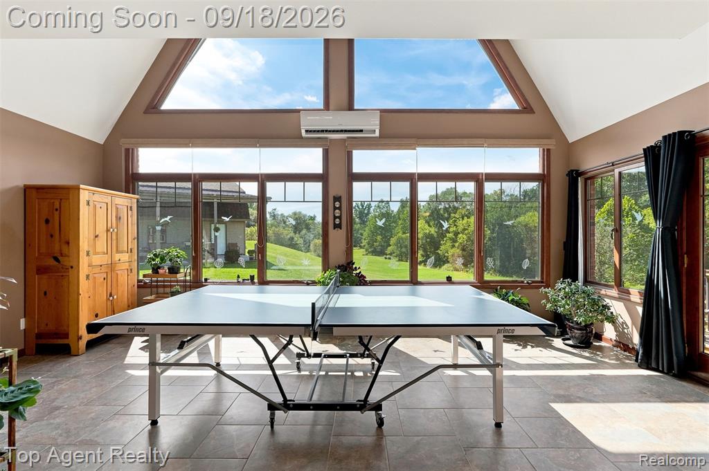 247 Scott Road Property Photo 16