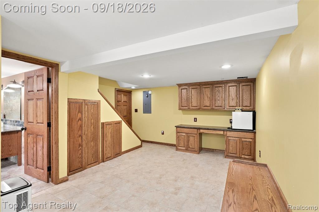 247 Scott Road Property Photo 35