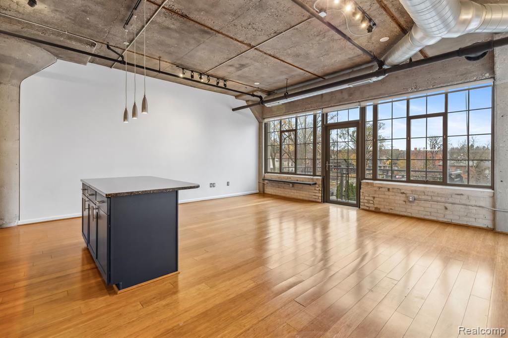 315 2nd Street Property Photo 6