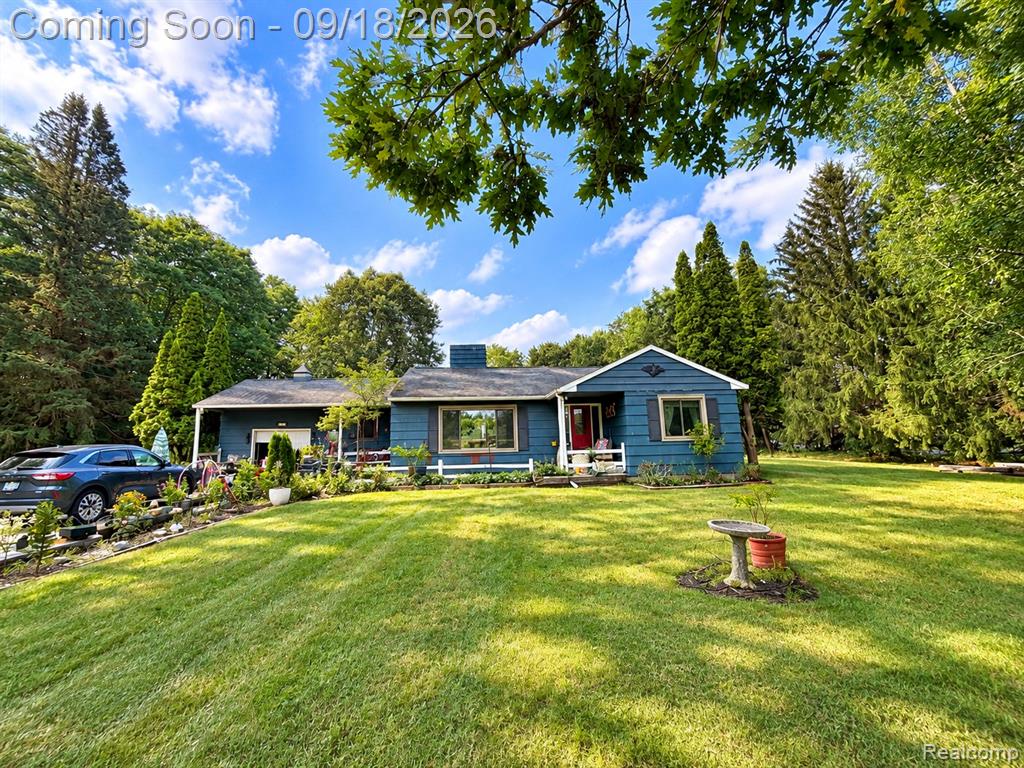 717 E Parkdale Avenue Property Photo 2