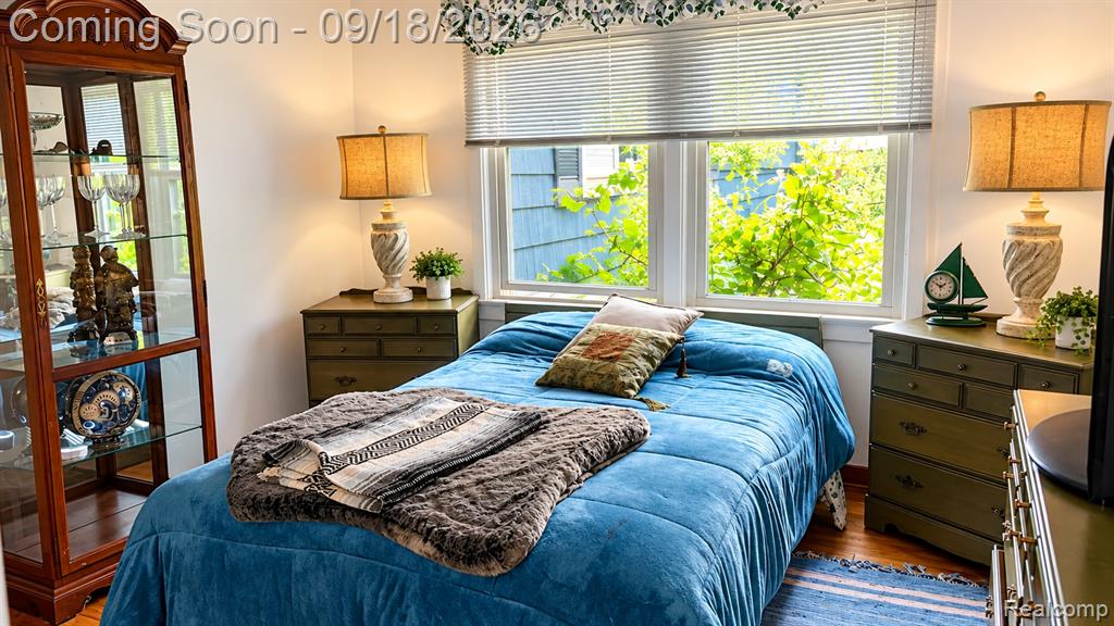 717 E Parkdale Avenue Property Photo 8