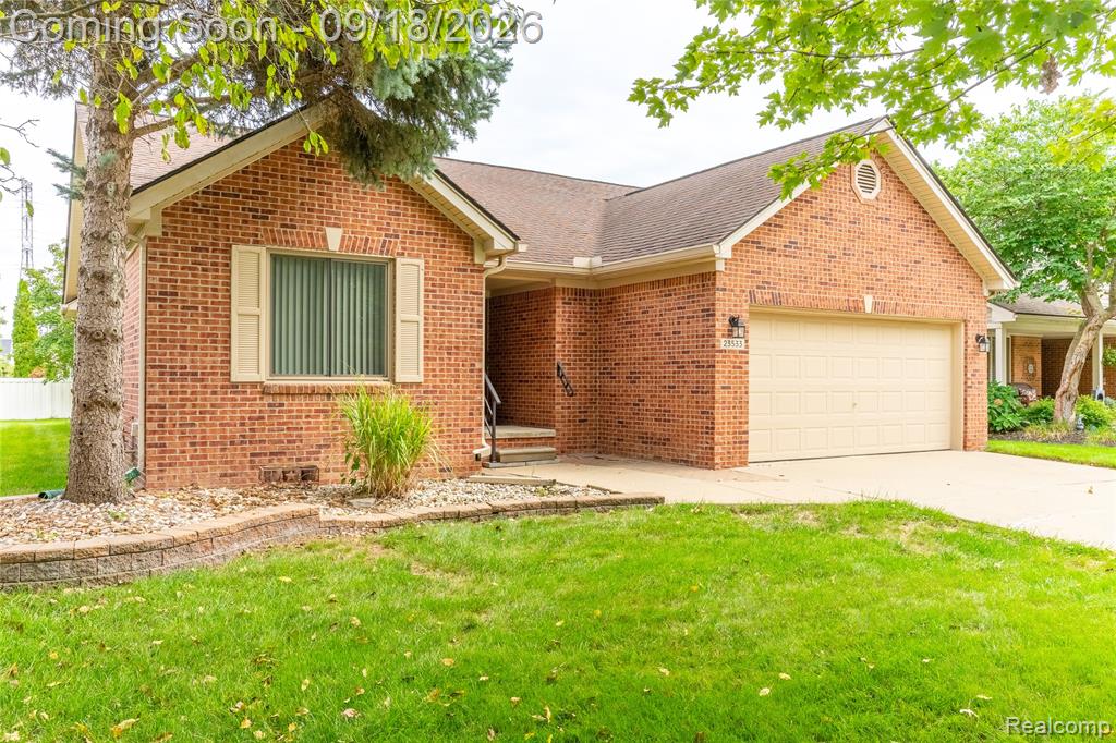 23533 Brentwood Drive Property Photo 1