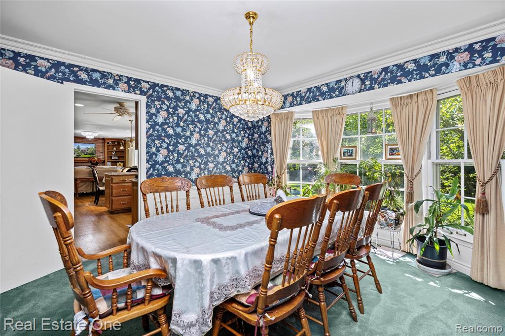 69 Willow Tree Place Property Photo 14