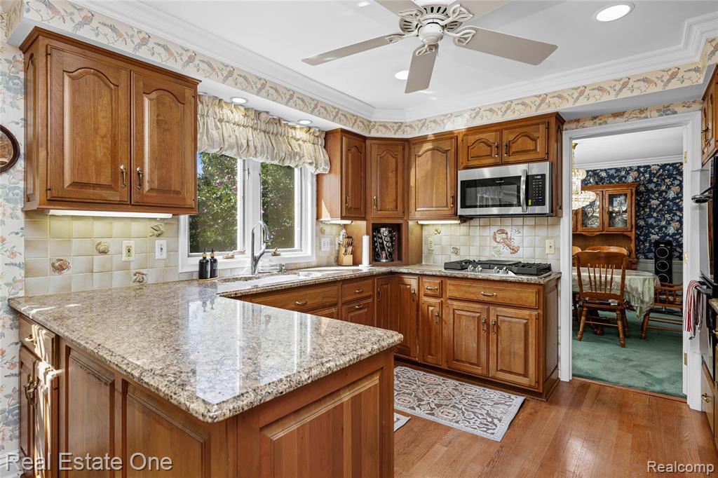 69 Willow Tree Place Property Photo 19