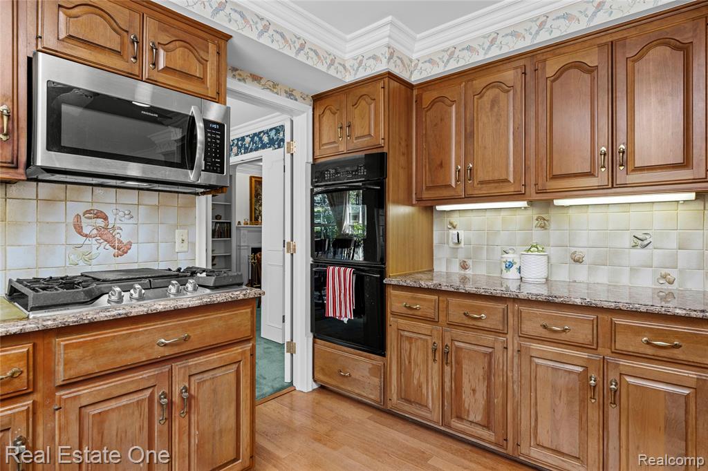 69 Willow Tree Place Property Photo 22