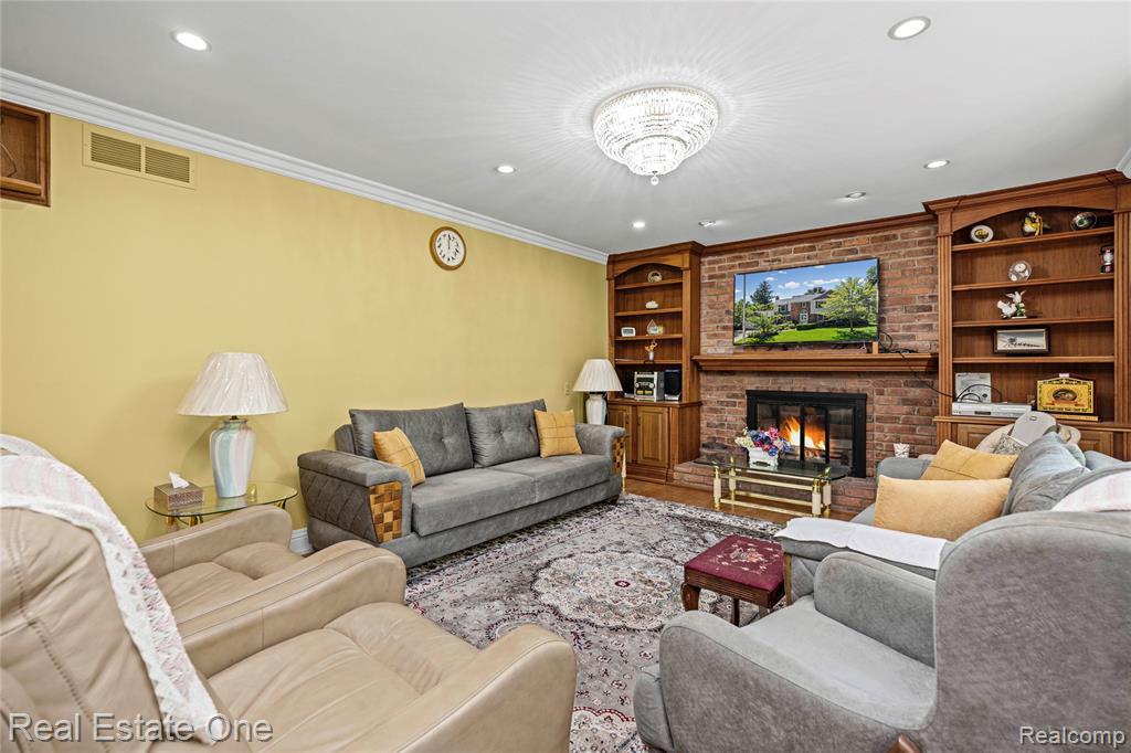 69 Willow Tree Place Property Photo 29