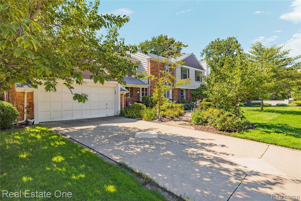 69 Willow Tree Place Property Photo 66