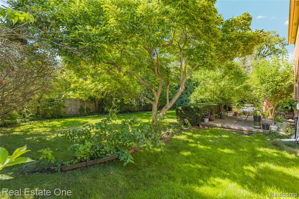 69 Willow Tree Place Property Photo 69