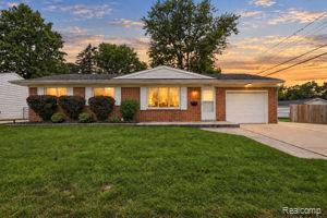 5142 Daval Drive Property Photo 1