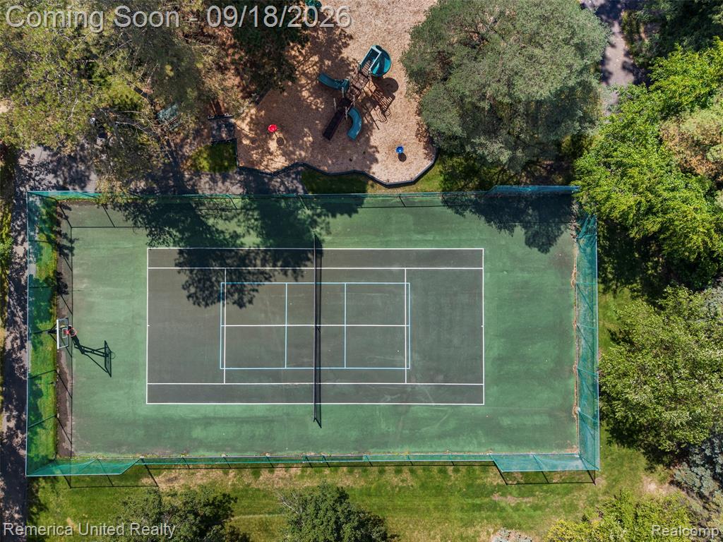 1030 Shetland Drive Property Photo 6