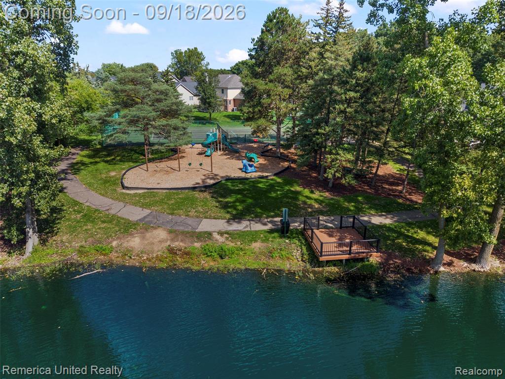 1030 Shetland Drive Property Photo 7