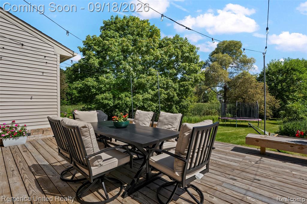 1030 Shetland Drive Property Photo 17