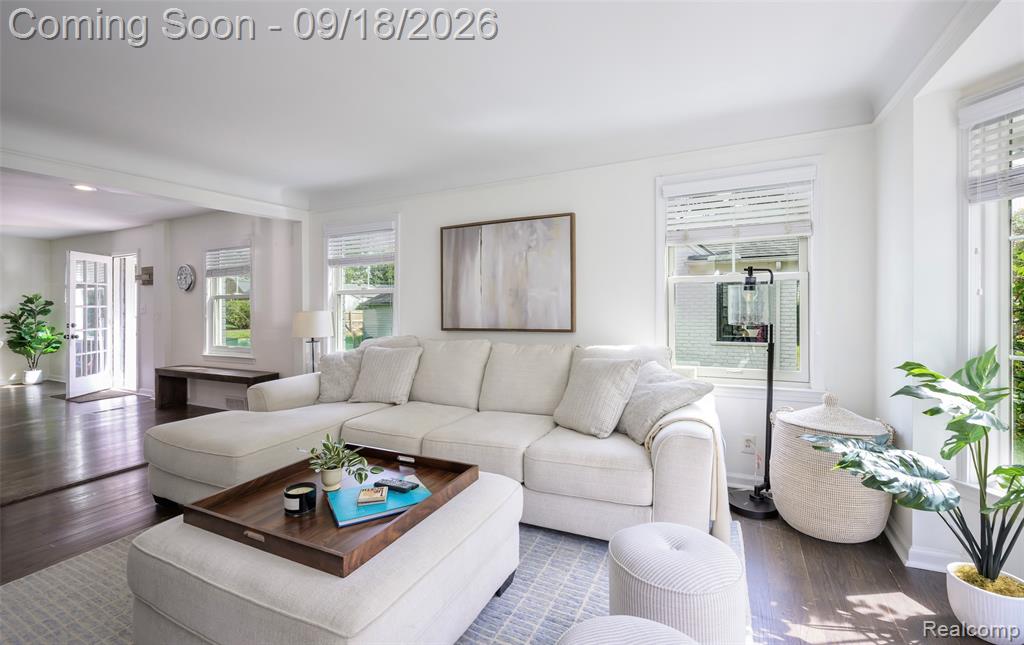 1617 Penistone Street Property Photo 3