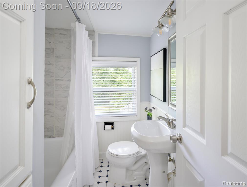 1617 Penistone Street Property Photo 14