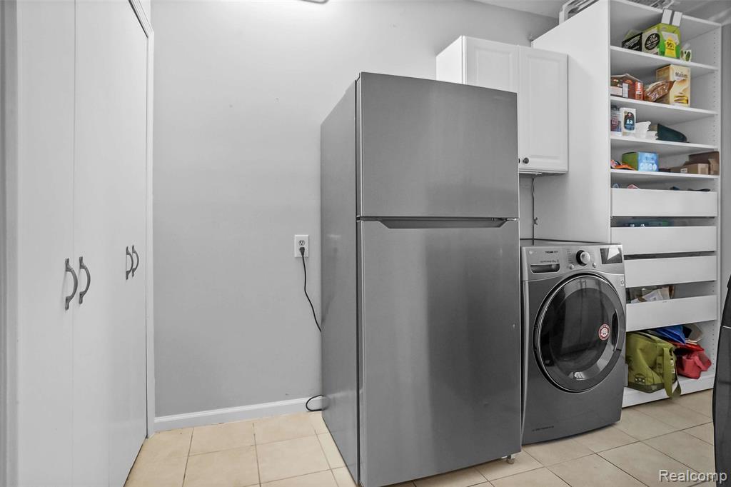 5076 Watergate Road Property Photo 31