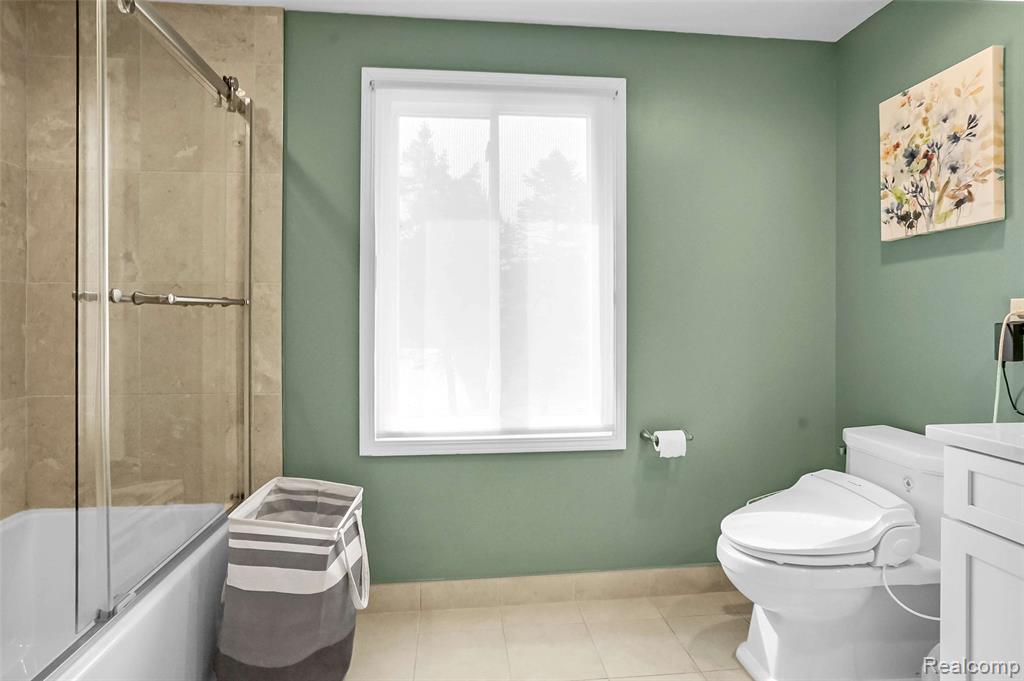 5076 Watergate Road Property Photo 45