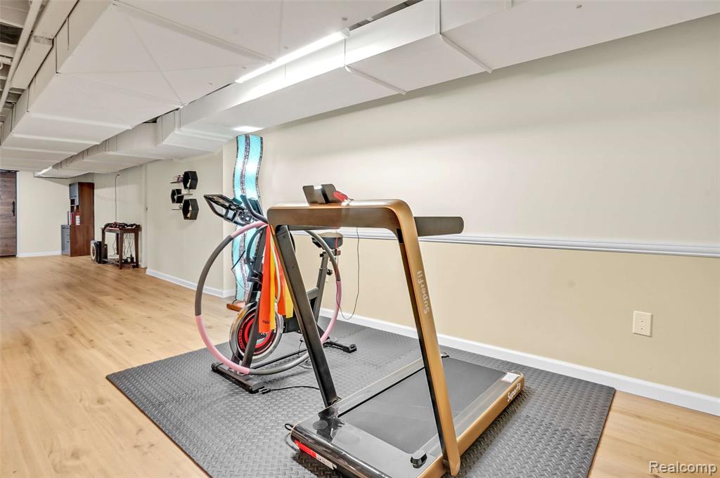 5076 Watergate Road Property Photo 47